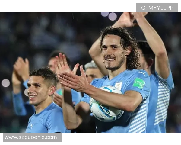 国外足球明星在野球场的精彩瞬间与独特风采展示 国外足球明星在野球场的精彩瞬间与独特风采展示