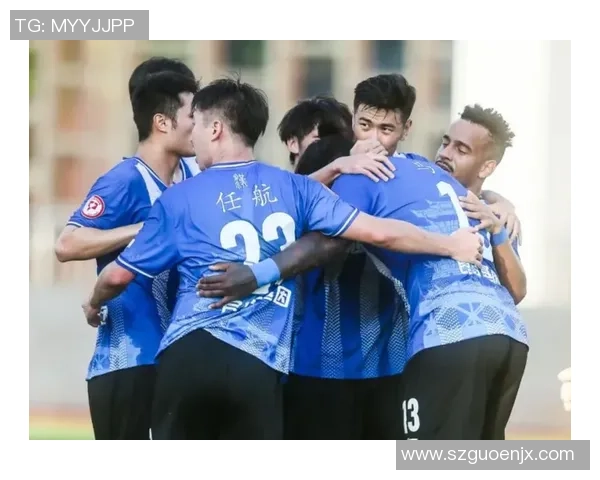 武汉羽毛球队在邀请赛中以77分稳居积分榜首位